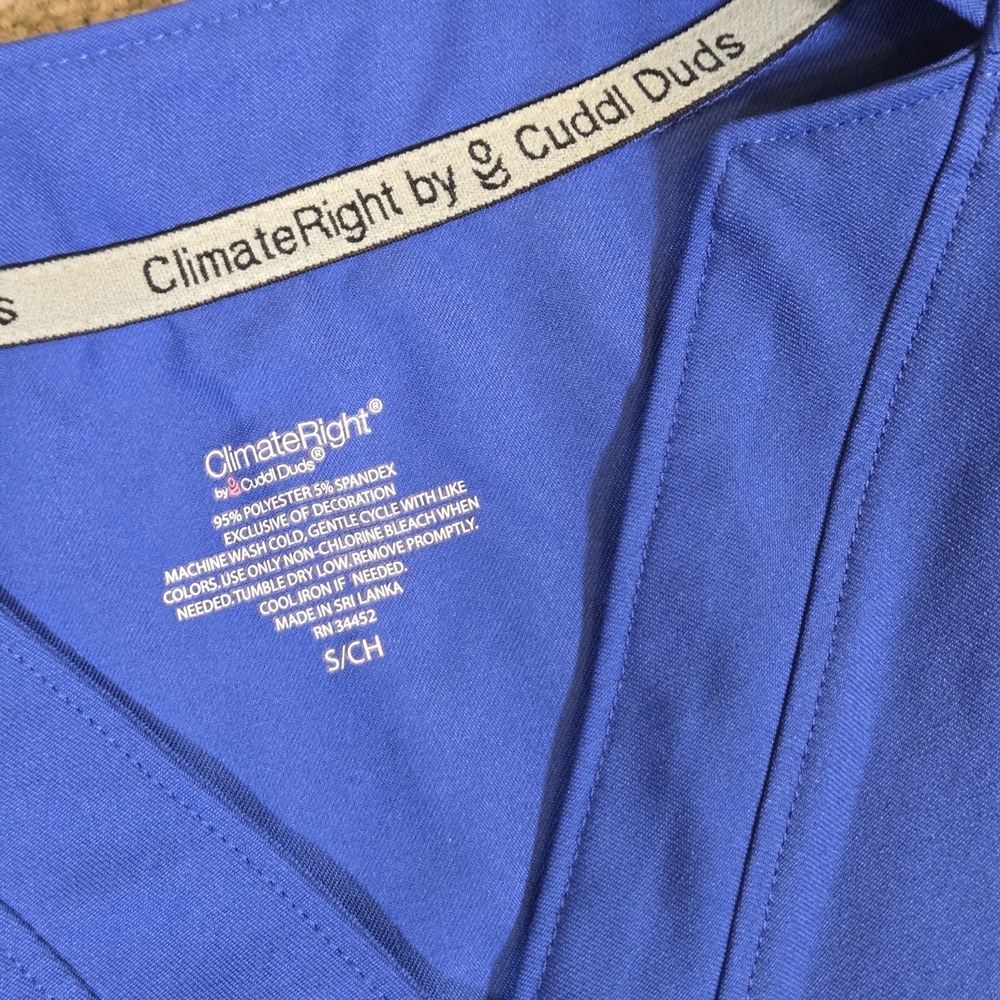 Climate‎ Right Cuddl Duds Women's Bright Blue 6 Pocket Scrub Top Size Small